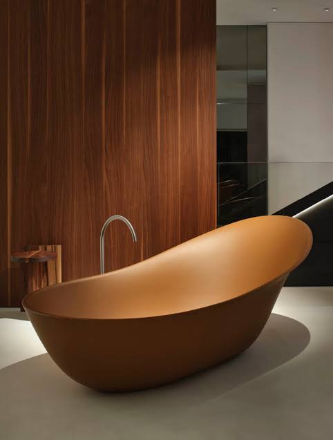 Bathtubs & Showers 